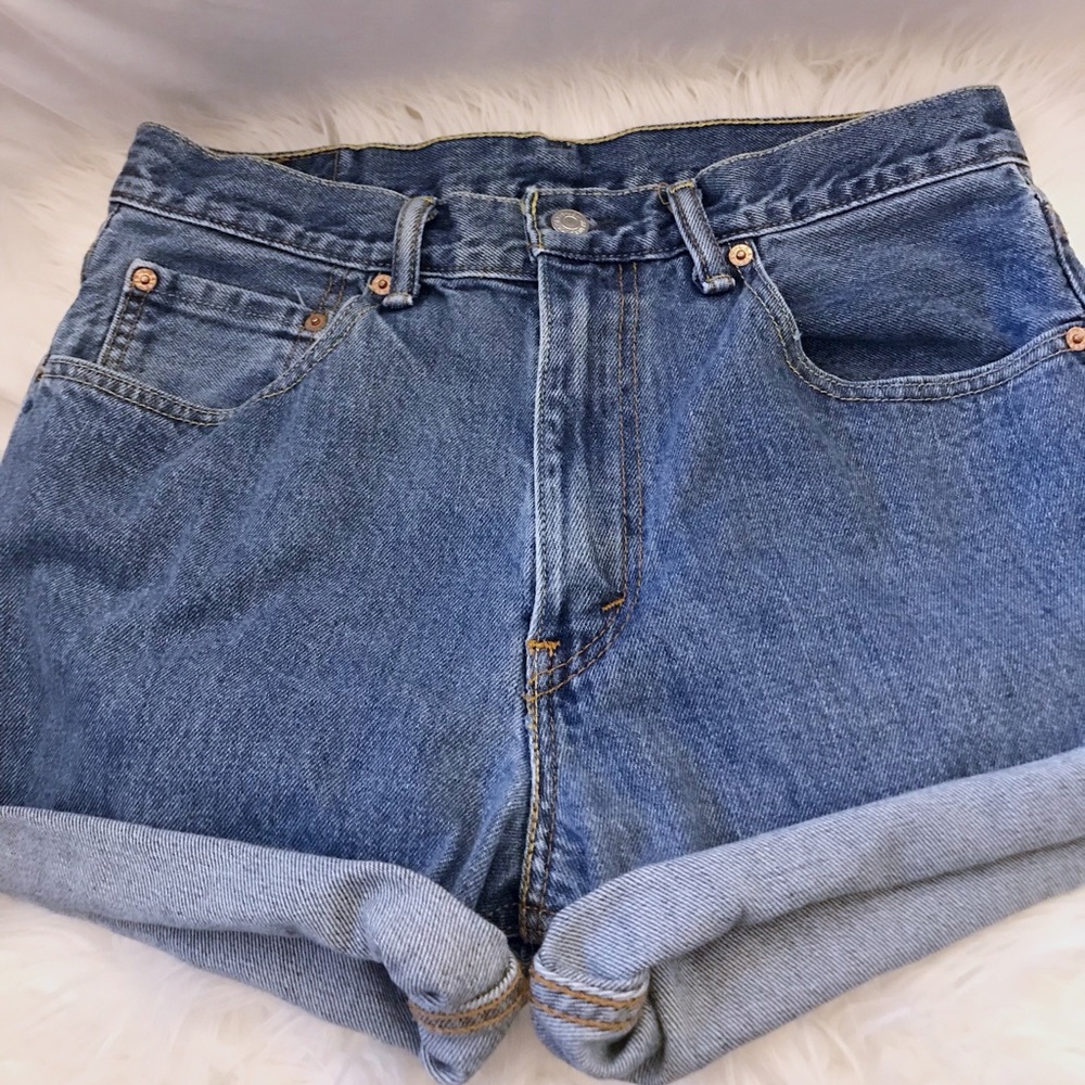 🌟Vintage High Waisted Levi Shorts